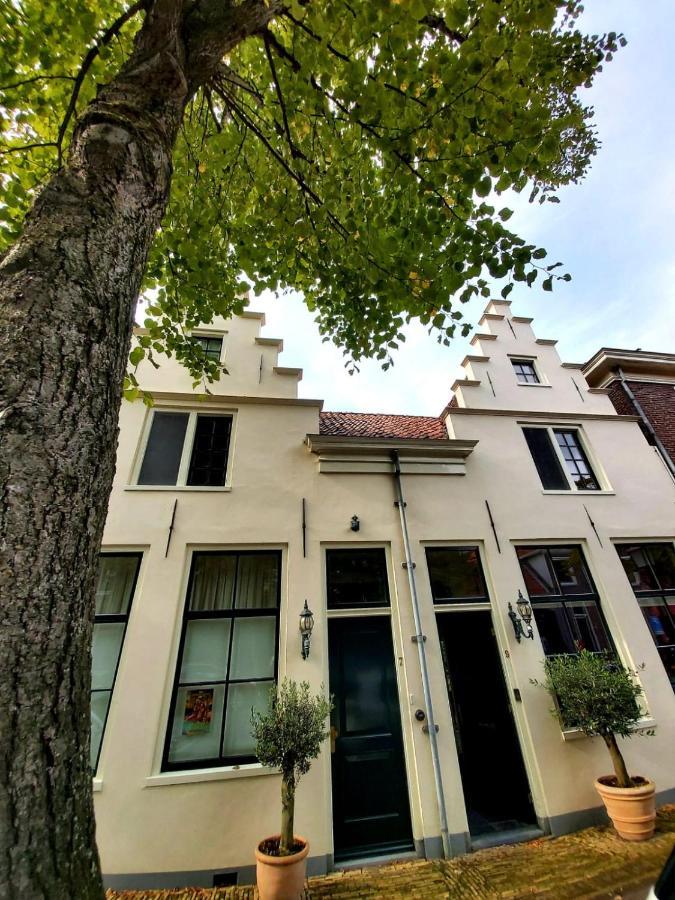 Achterom 7 Bed and Breakfast Hoorn  Esterno foto